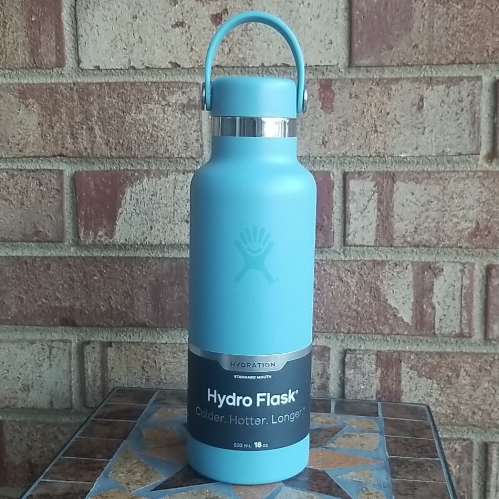 NEW Hydro Flask Limited Edition Skyline series